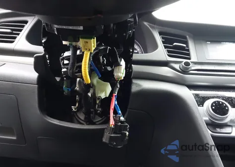 2019 Hyundai Elantra Se from USA, damaged, VIN 5NPD74LF2KH443678